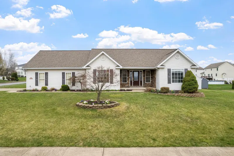 Ranch home with a landscaped front yard in Duryea, Pennsylvania