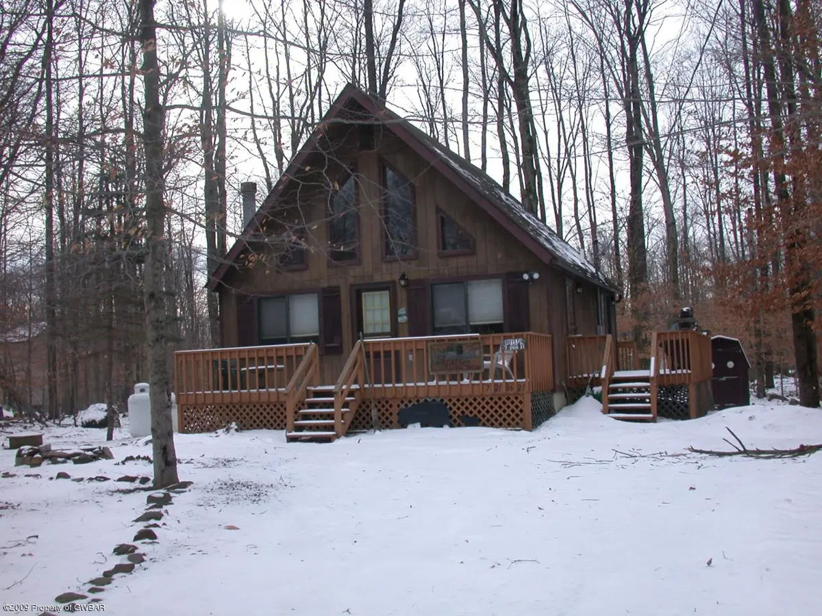Seneca, Pocono Lake - 2 bed - 1 bath - 850 SF