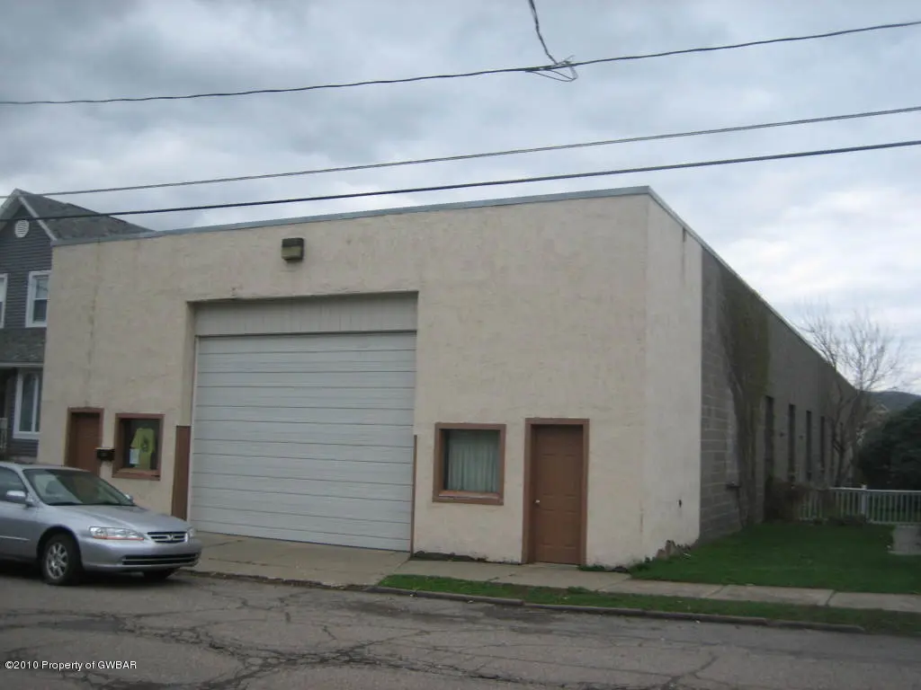 22 W GERMANIA Street, Hanover Township in Hanover Township