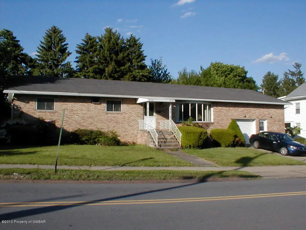 320 STANTON Street, Wilkes-Barre in Wilkes-Barre