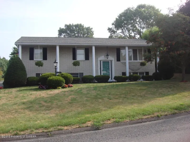 2 MICHELLE Street, Plains in Plains