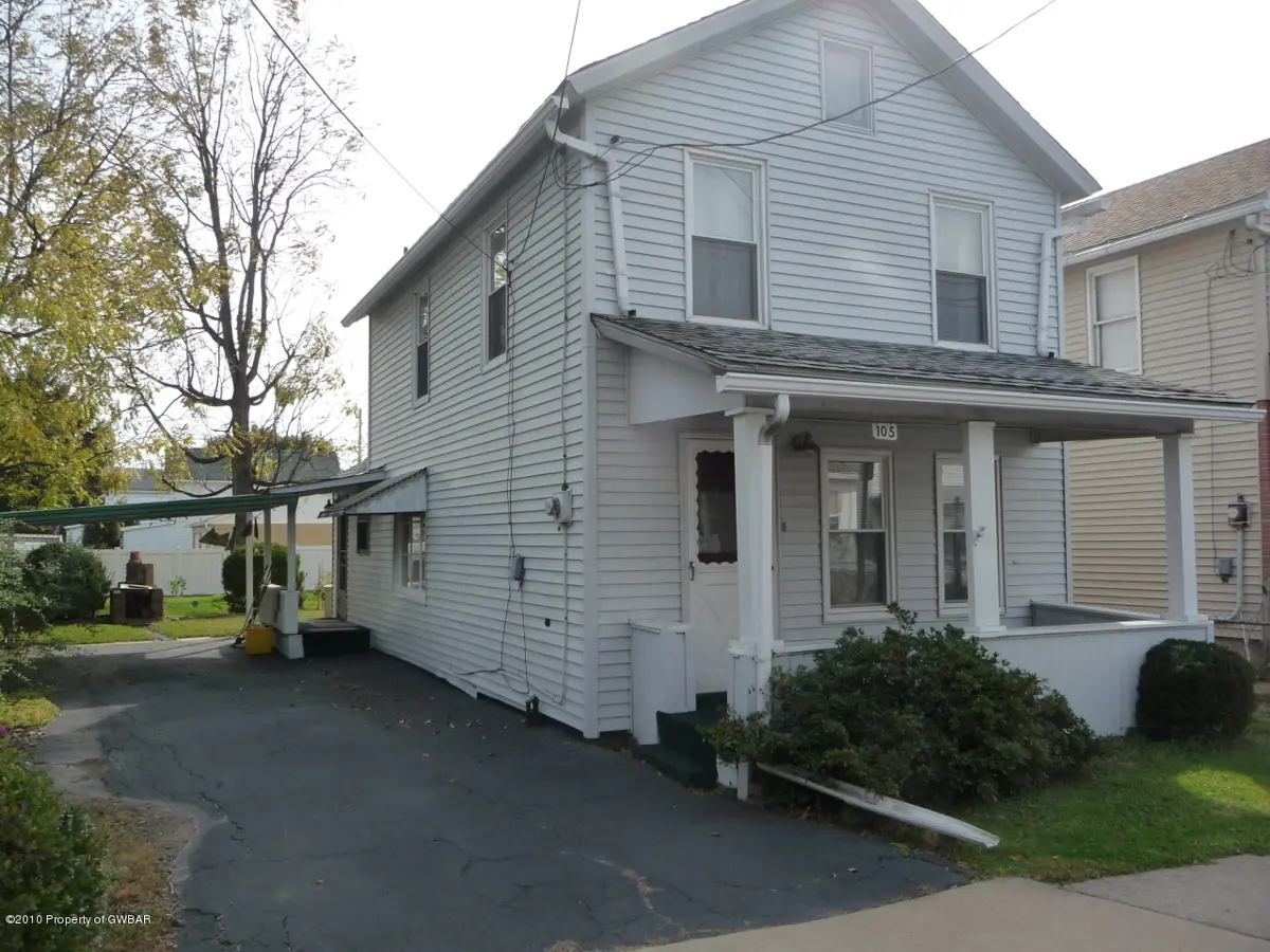 105 Cedar Street, Exeter in Exeter