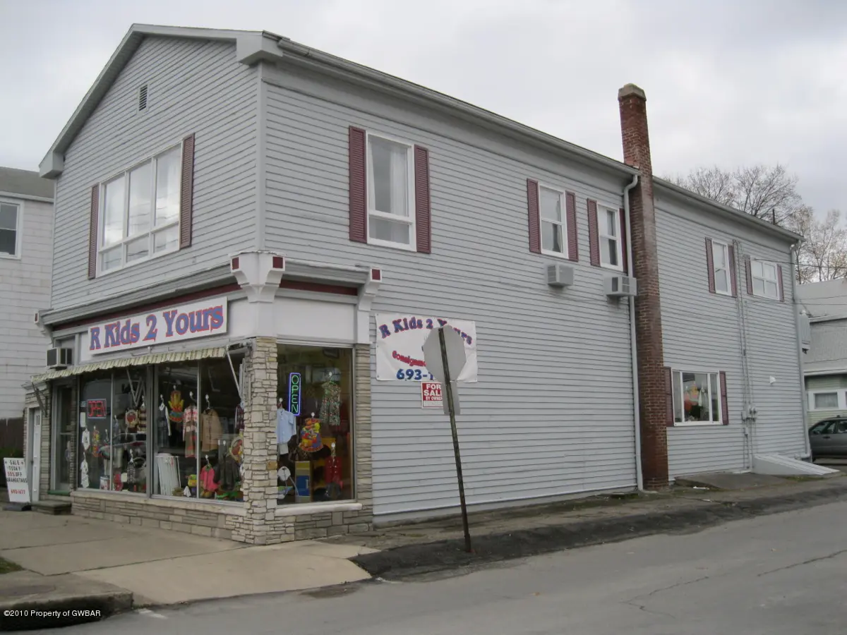 285 Wyoming Avenue, Wyoming in Wyoming