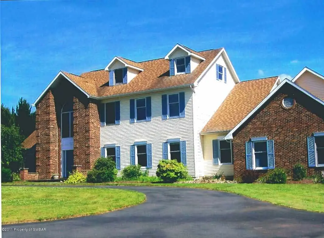 30 SUTTON FARMS Road, Shavertown in Shavertown