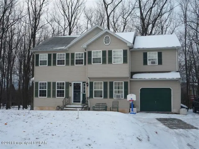 1015 VALLEY VIEW Drive, Stroudsburg in Stroudsburg