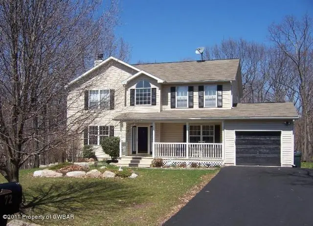72 SHADY TREE Drive, Mountain Top in Mountain Top