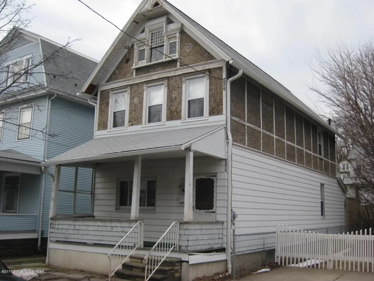 174 Madison Street, Wilkes-Barre in Wilkes-Barre