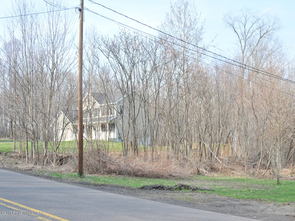 25 Main Road, Shickshinny in Shickshinny