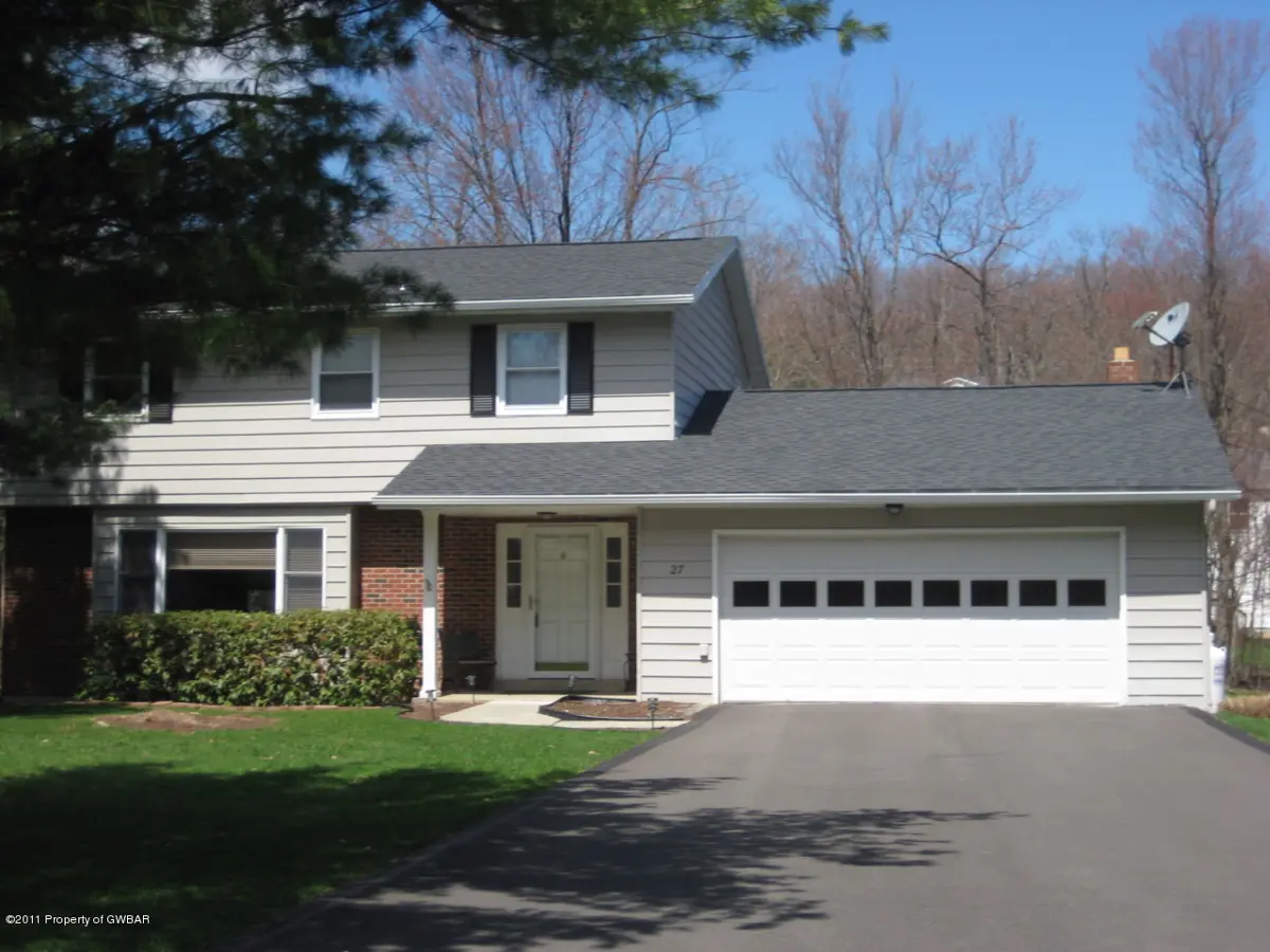 27 Walden Drive, Mountain Top in Mountain Top