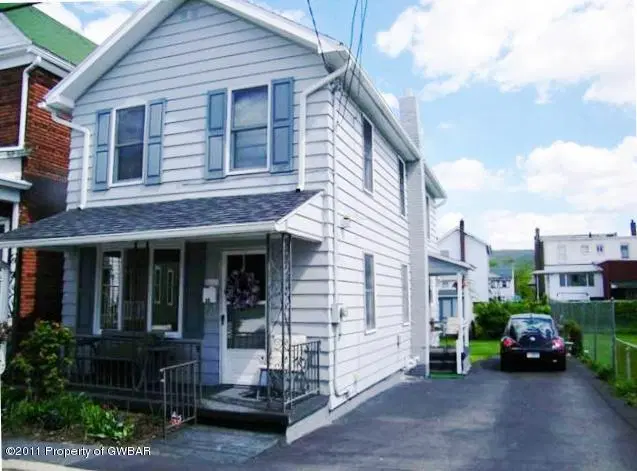 28 Lloyds Lane, Wilkes-Barre in Wilkes-Barre