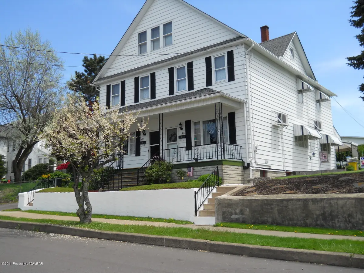 423 E CHURCH Street, Nanticoke in Nanticoke
