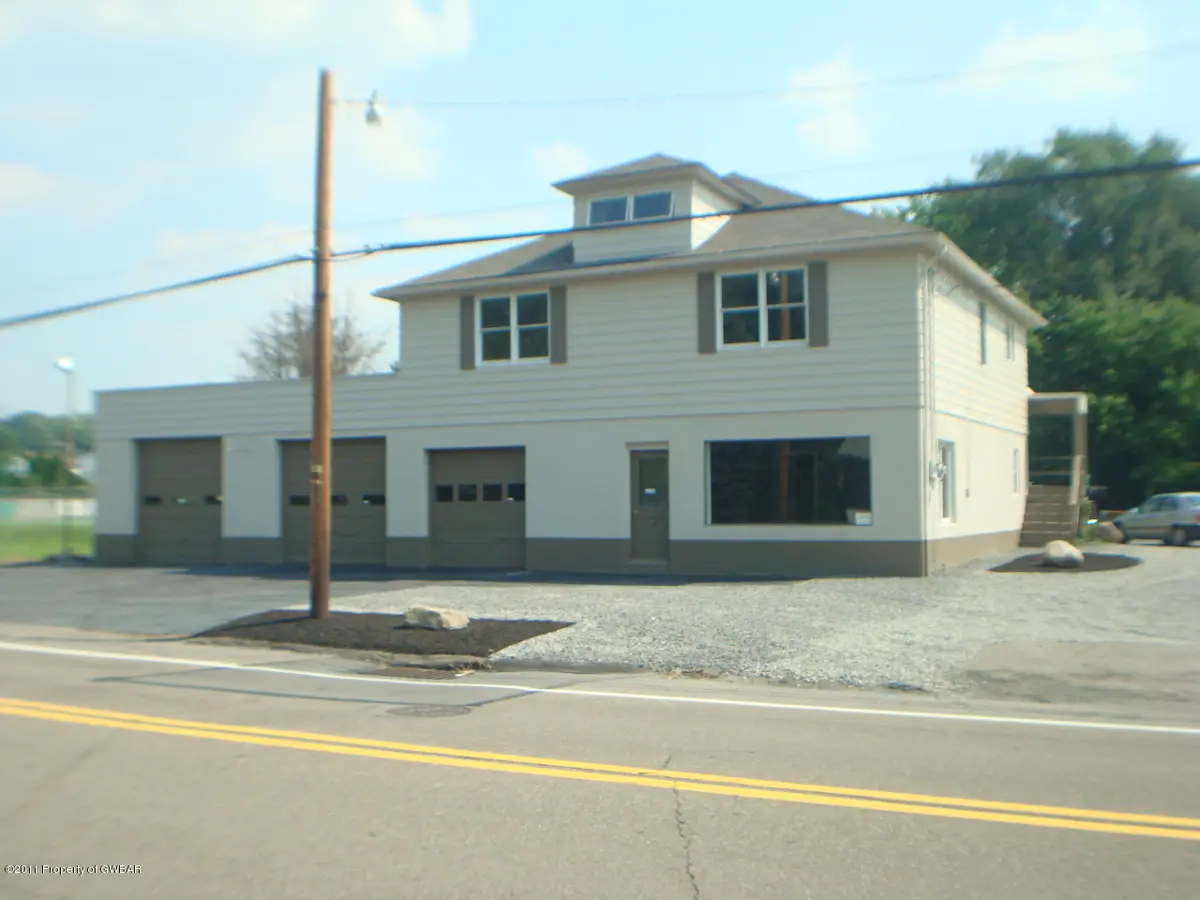 661 N Main Street, Plains in Plains