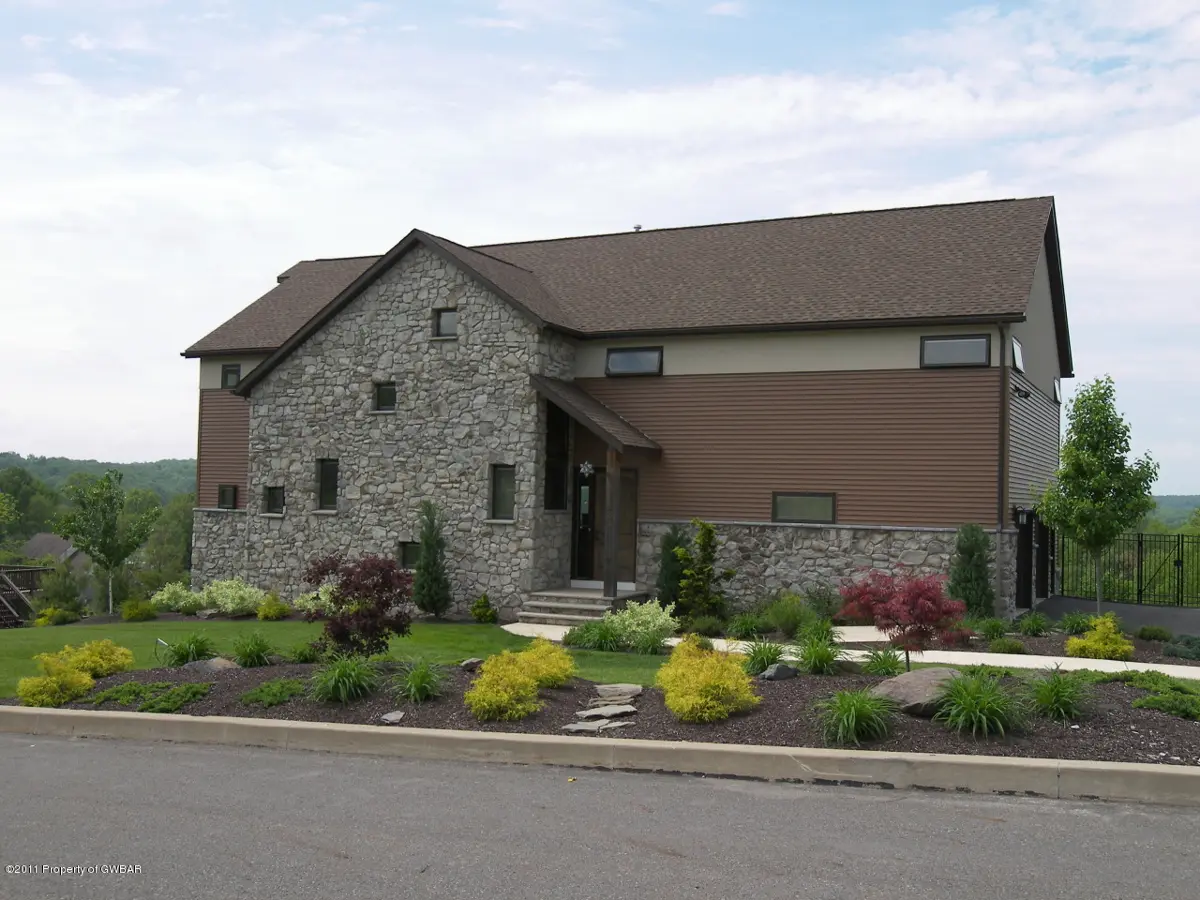 138 Wakefield Road, Shavertown in Shavertown