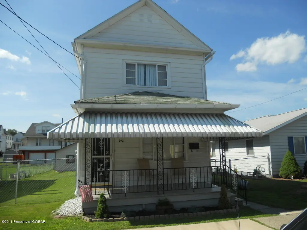 292 E GRAND Street, Nanticoke in Nanticoke