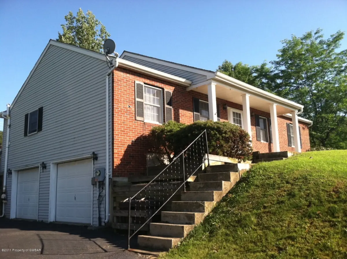 29 VALLEY VIEW Drive, Mountain Top in Mountain Top