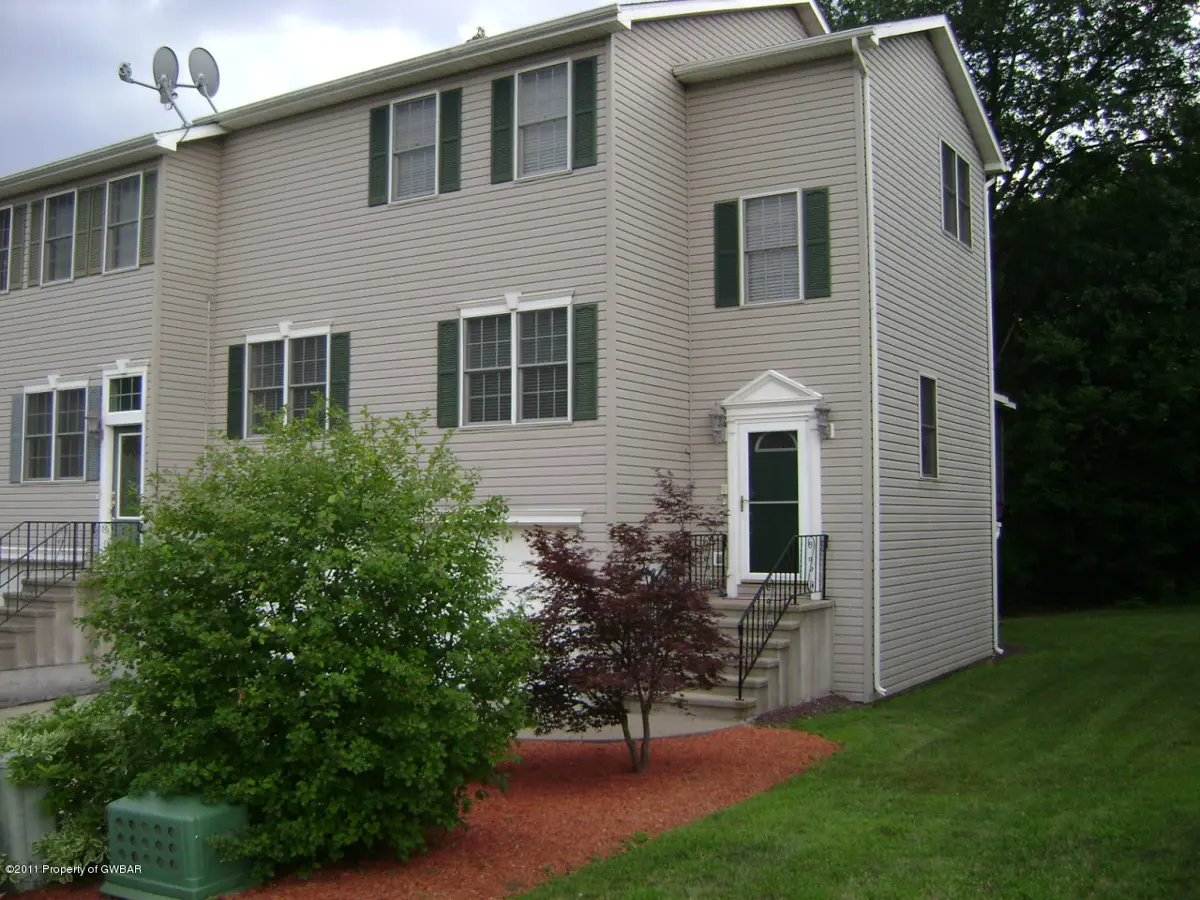 18 Nittany Lane, Plains in Plains