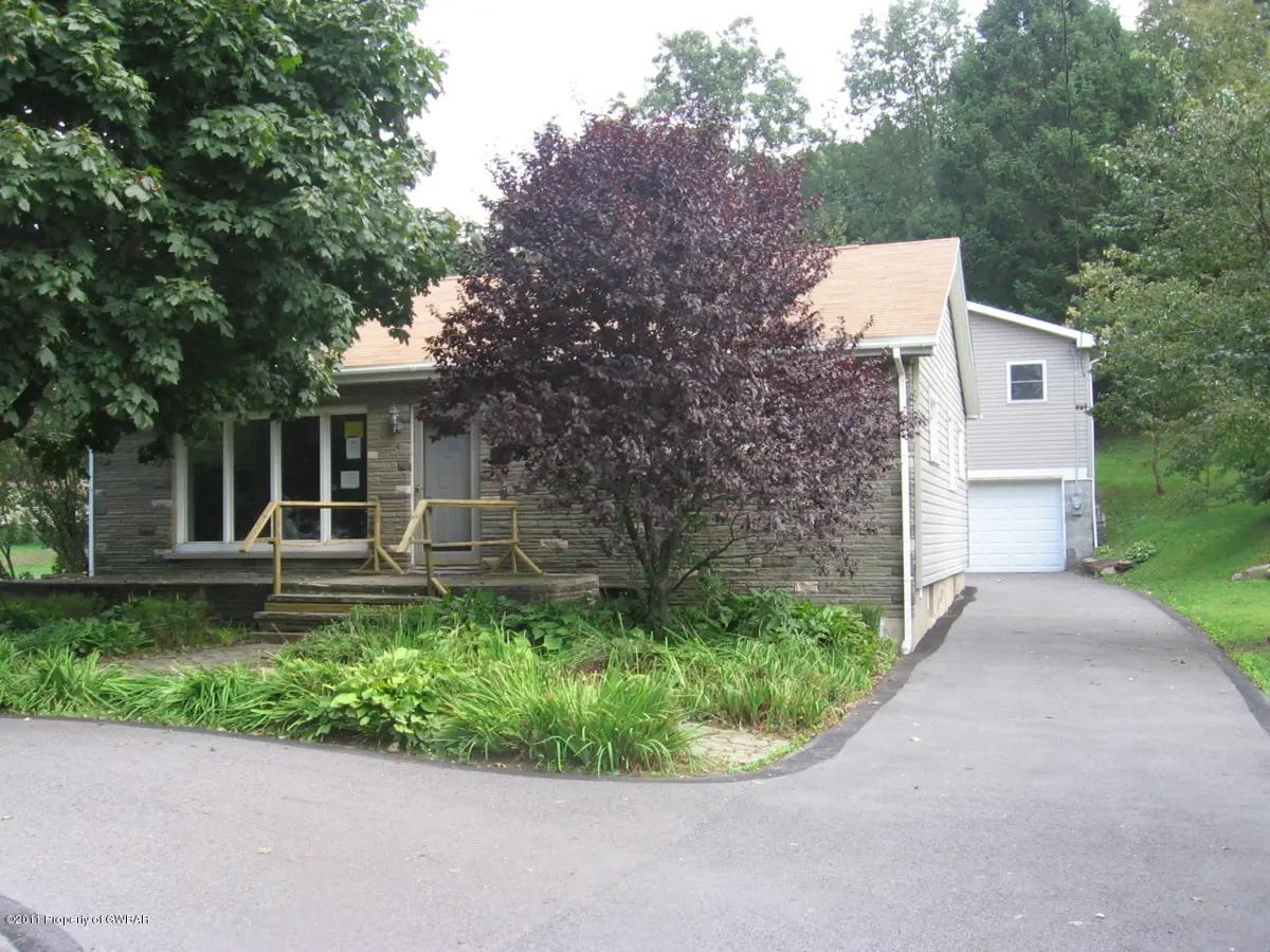 582 South Main Road, Mountain Top in Mountain Top