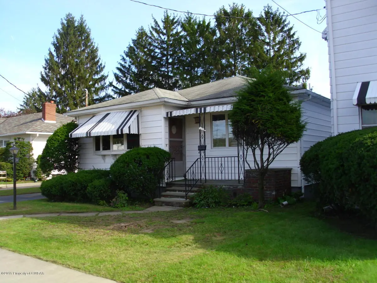 1947 Wyoming Avenue, Exeter in Exeter