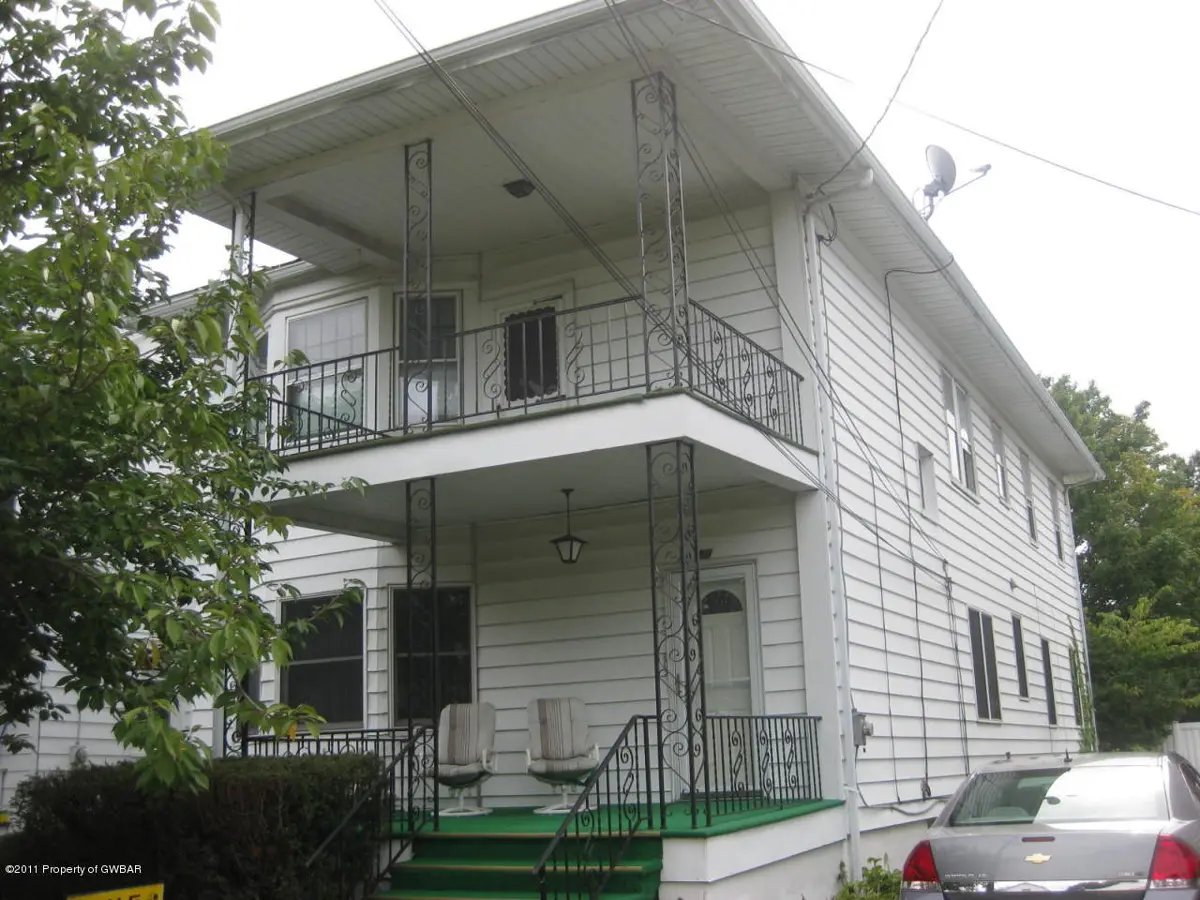 90 First Avenue, Kingston in Kingston
