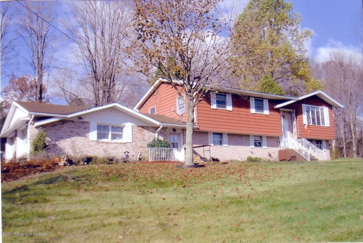 570 Grassy Pond Road, Sweet Valley in Sweet Valley
