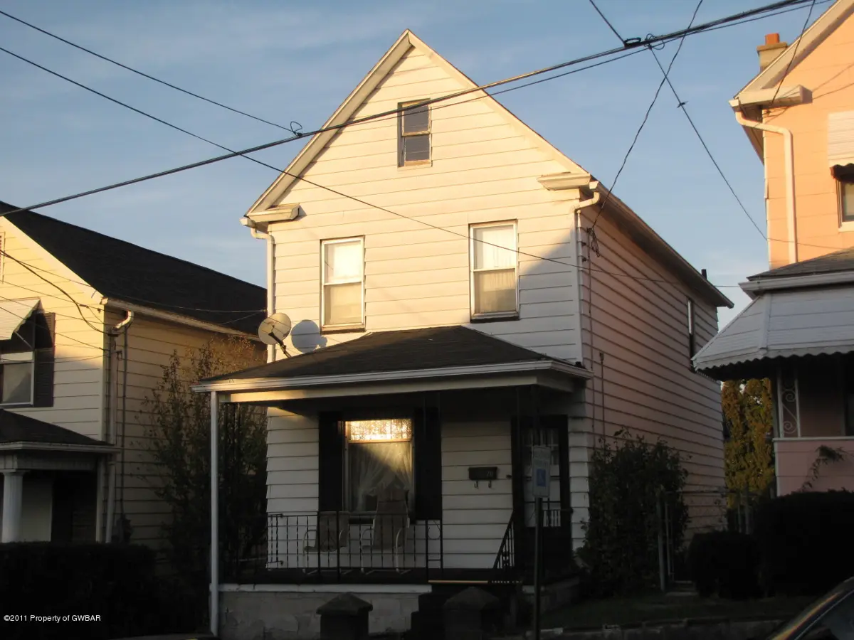 28 Oxford St., Hanover Township in Hanover Township