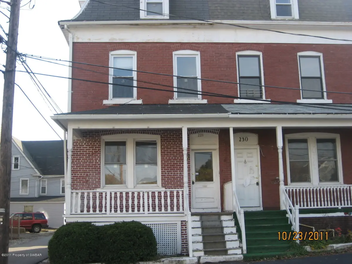 228 W HEMLOCK Street, Hazleton in Hazleton
