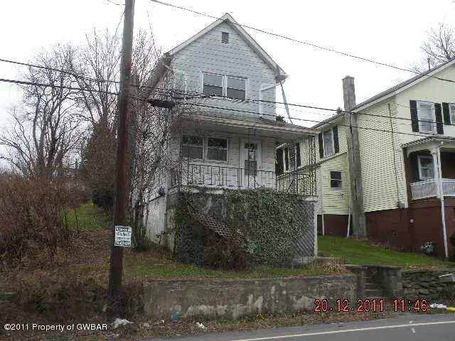 192 N RIVER Street, Plains in Plains