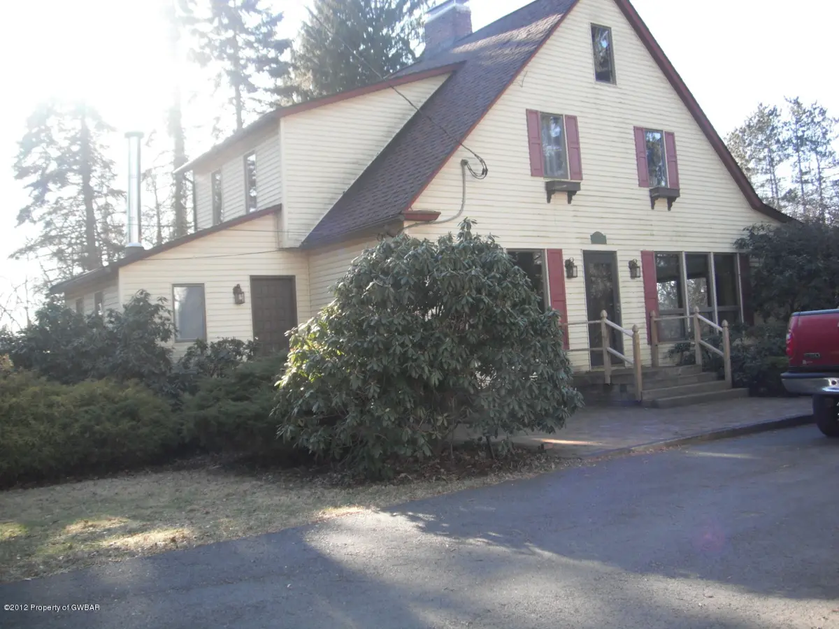 101 Pineview Estates, Mountain Top in Mountain Top