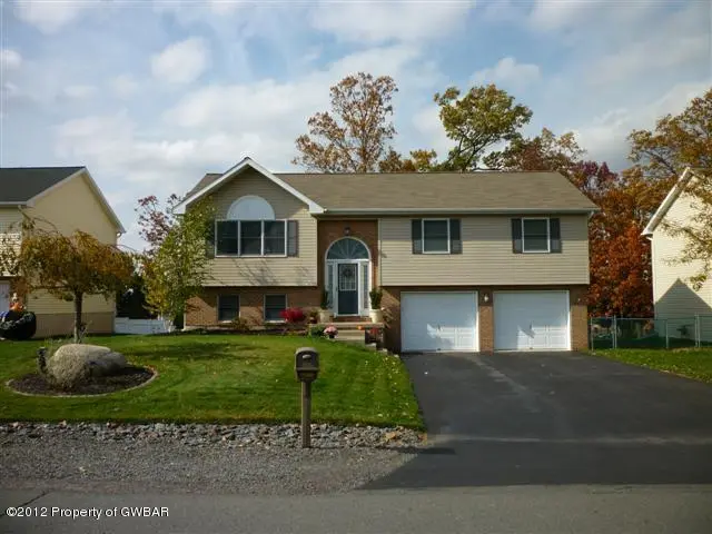 104 Brook Hollow Road, Mountain Top in Mountain Top