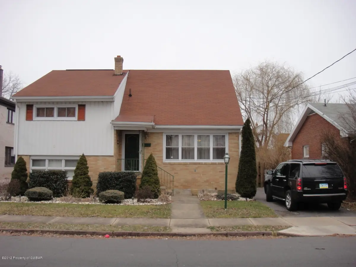 105 Birch Street, Wilkes-Barre in Wilkes-Barre