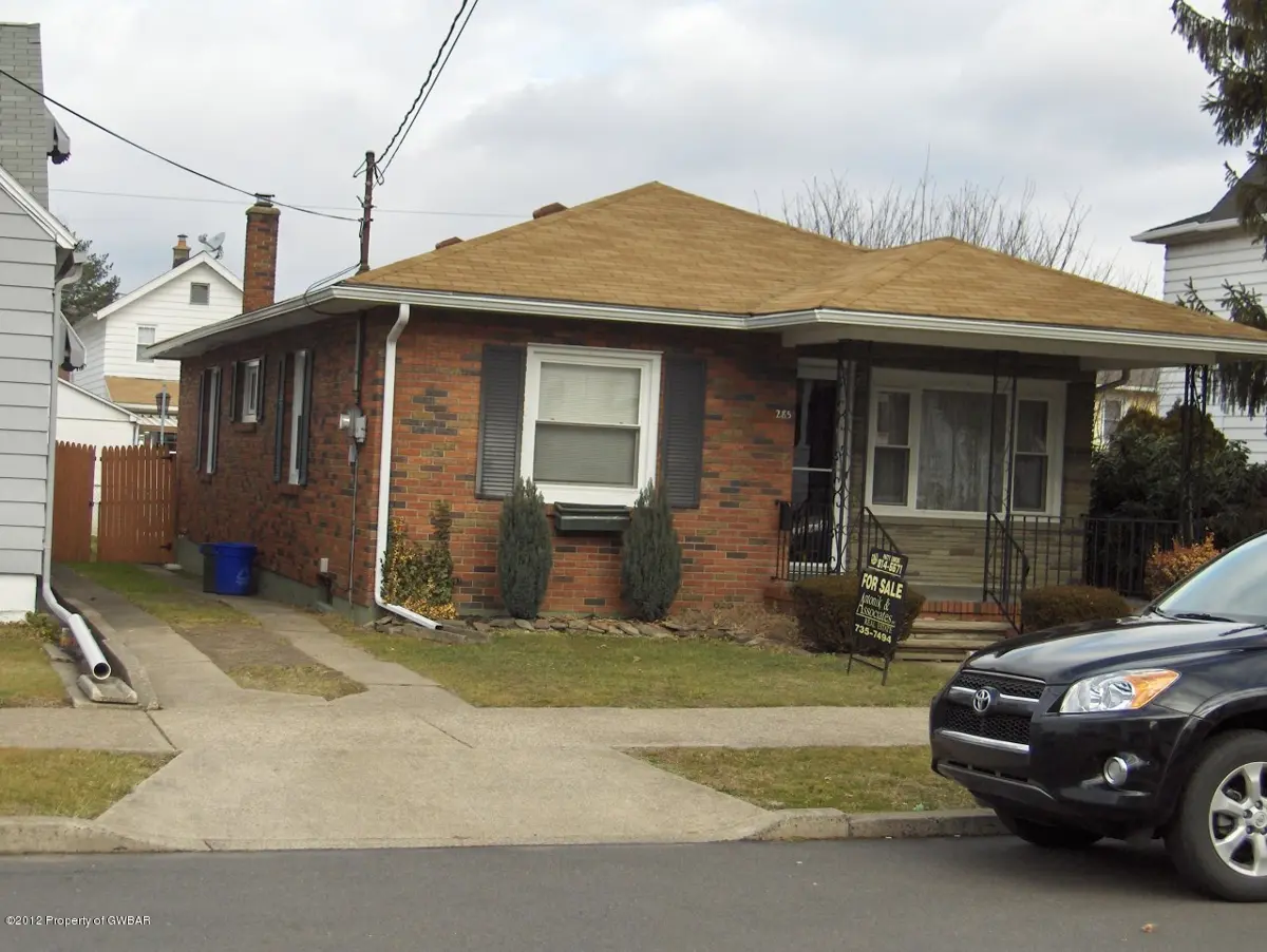 285 Lyndwood Avenue, Hanover Township in Hanover Township