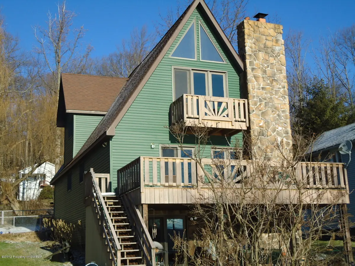 170 Lakeside Drive, Harveys Lake in Harveys Lake