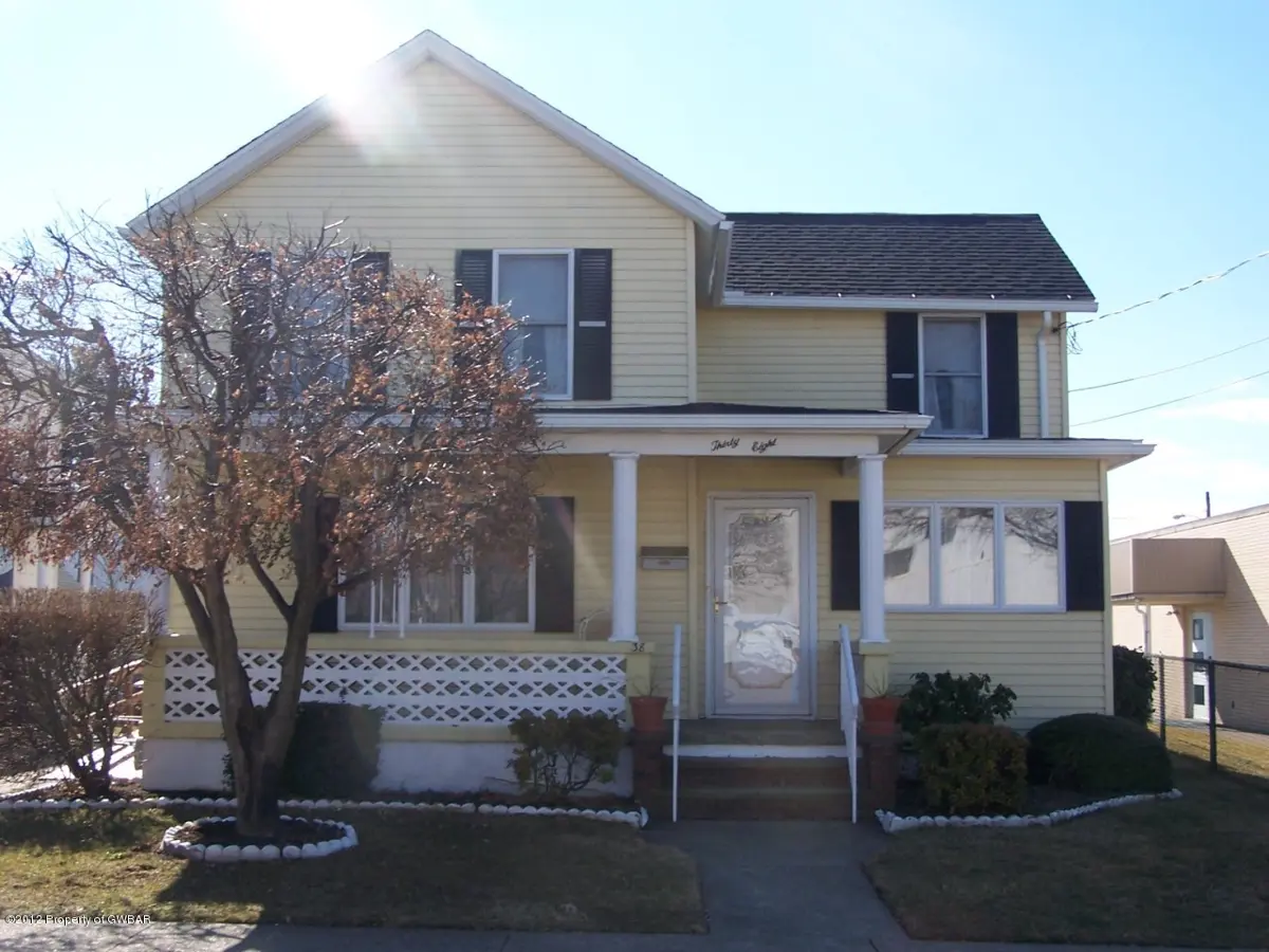 38 Penn Avenue, Exeter in Exeter