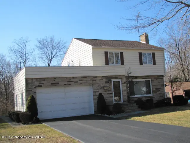 59 Spruce Street, Mountain Top in Mountain Top