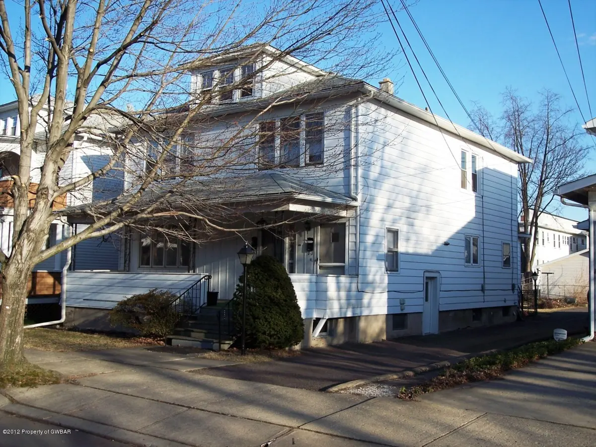 393 Warren Avenue, Kingston in Kingston