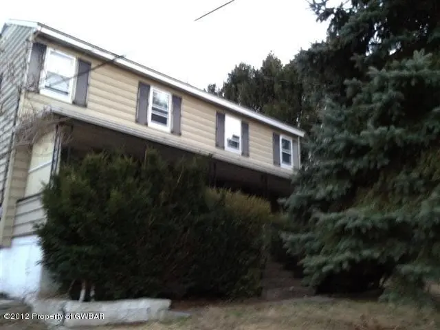 33 FINN Street, Wilkes-Barre in Wilkes-Barre