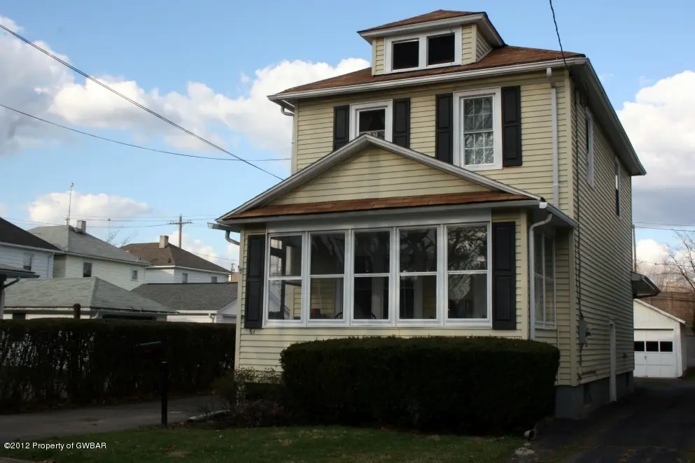 61 W WALNUT Street, Kingston in Kingston