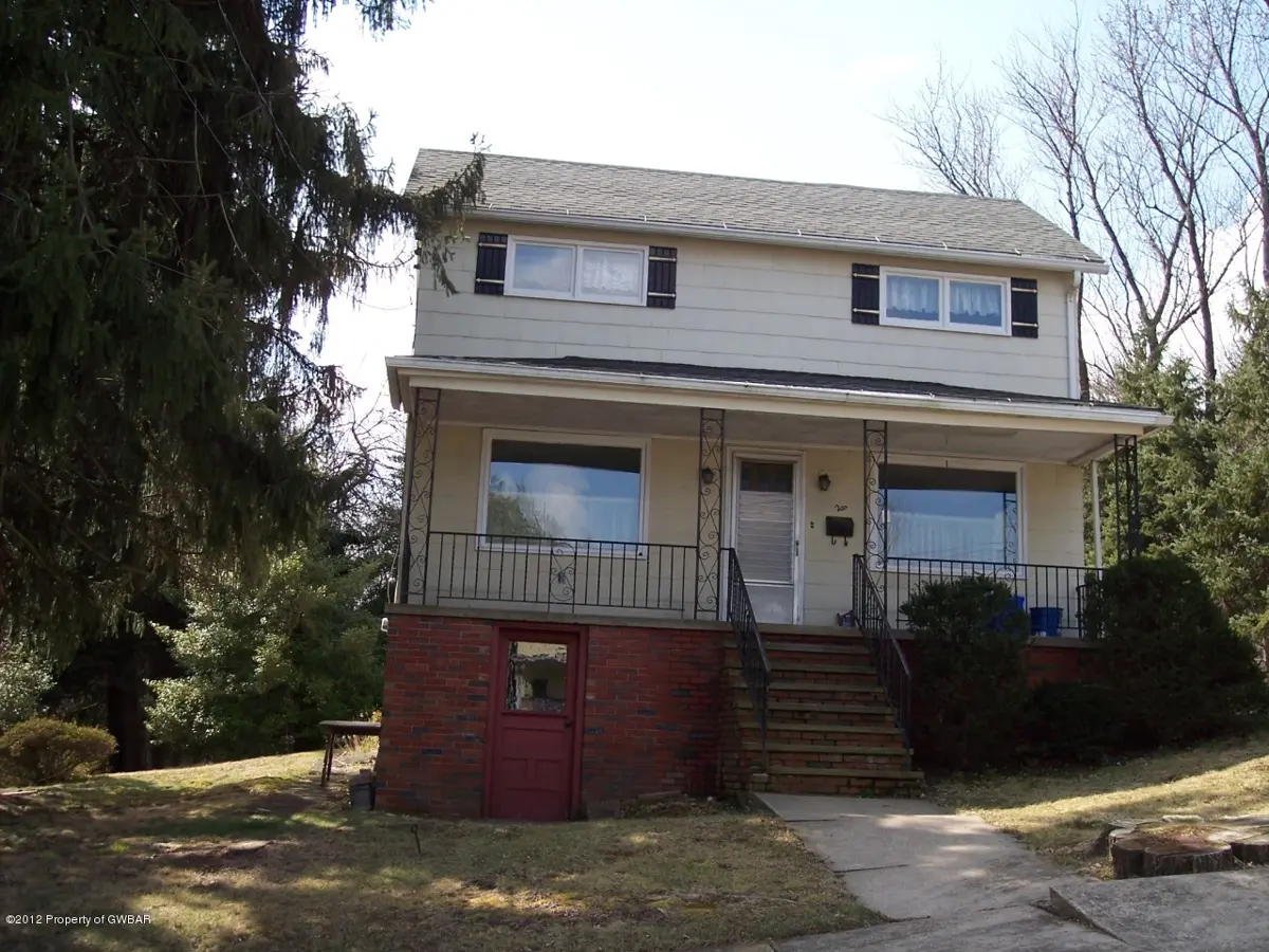 24 Mountain Street, Swoyersville in Swoyersville