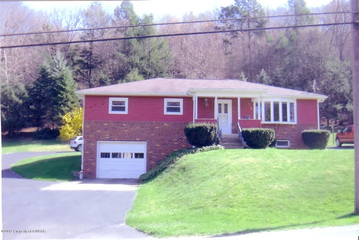 1054 Shickshinny Valley Road, Shickshinny in Shickshinny