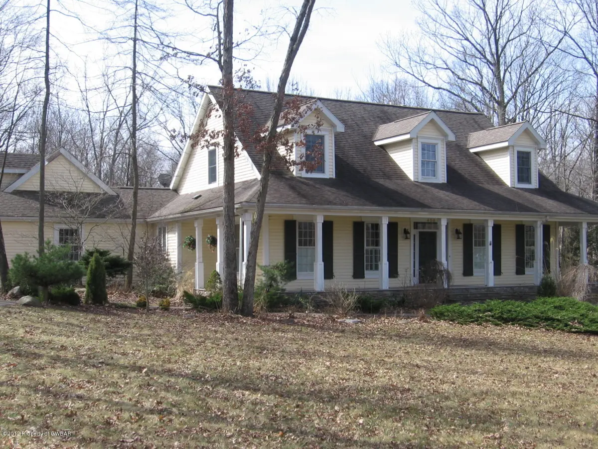 408 BLACK WALNUT Drive, Mountain Top in Mountain Top