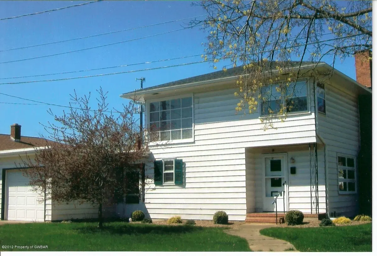 1 Tripp, Forty Fort in Forty Fort