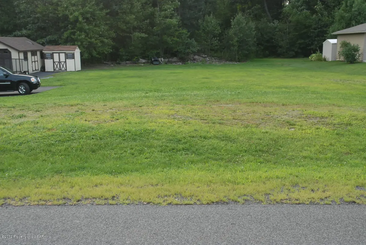 14 Powder Mill Road, Pittston in Pittston