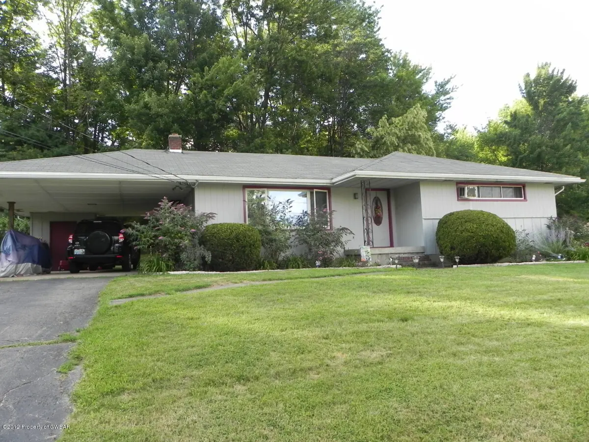 69 Oak Drive, Dallas in Dallas