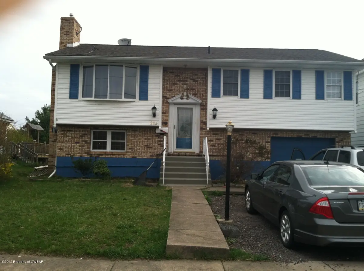 225 KOSSACK Street, Swoyersville in Swoyersville