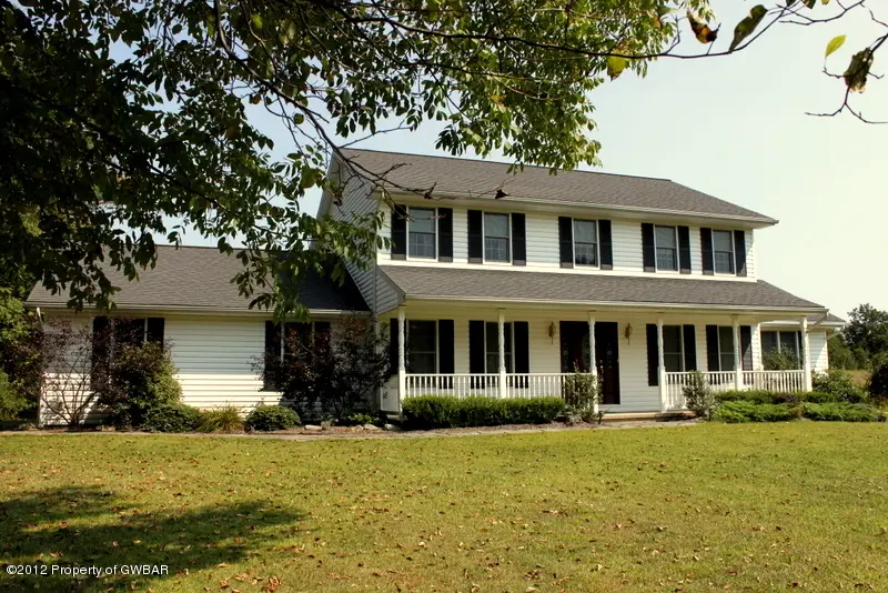 24 MEADOW Lane, Hunlock Creek in Hunlock Creek