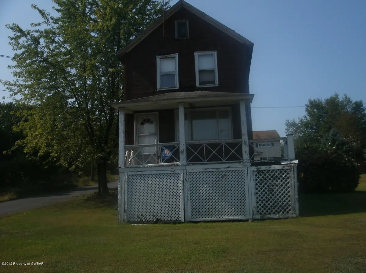 151 E SAYLOR Avenue, Jenkins Township in Jenkins Township