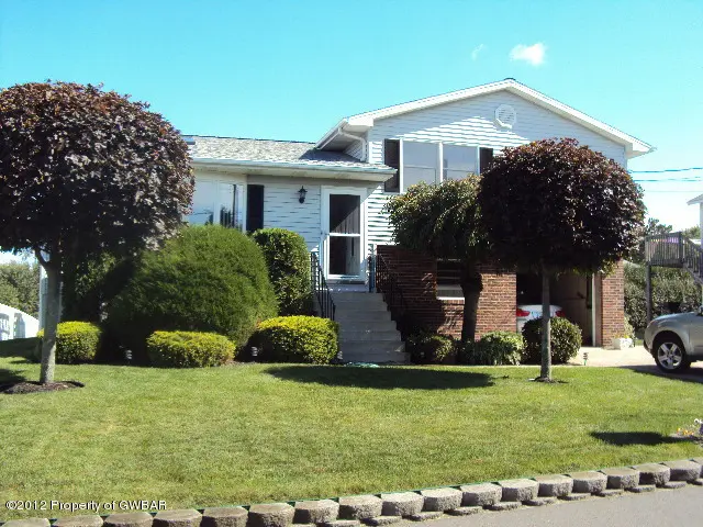 102 POWELL Street, Plains in Plains