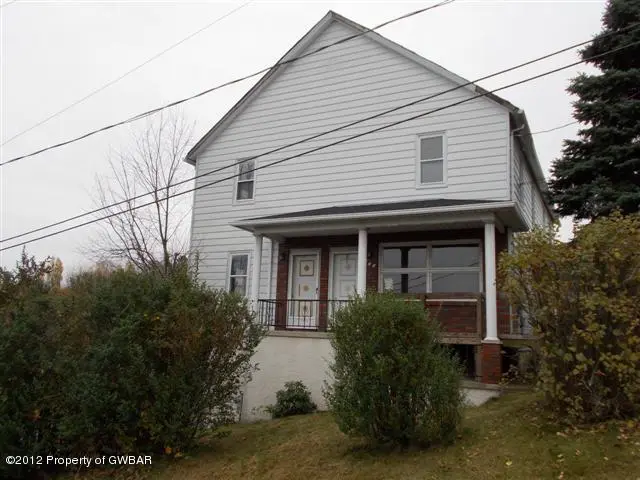 822 WALNUT Street, Avoca in Avoca