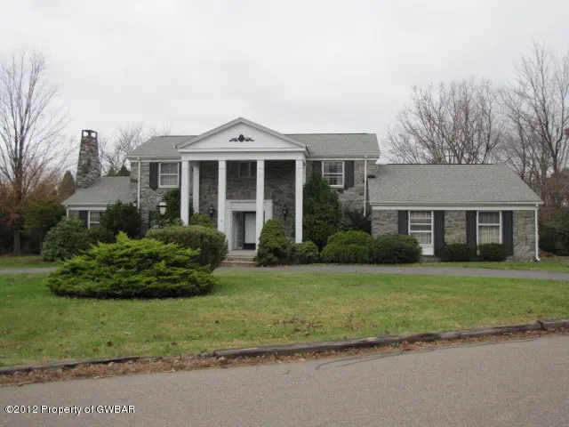 122 Spruce Street, Mountain Top in Mountain Top