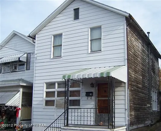 24 John Street, Wilkes-Barre in Wilkes-Barre